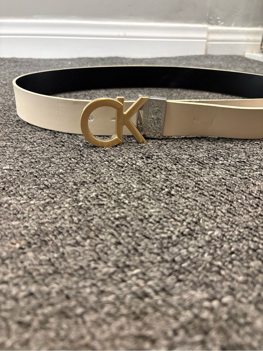 Calvin Klein Cream and Black Reversible Belt with Gold CK Buckle